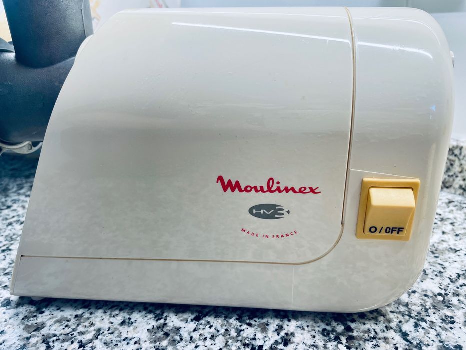 Maquina Moulinex para moer / picar carne crua e cozida