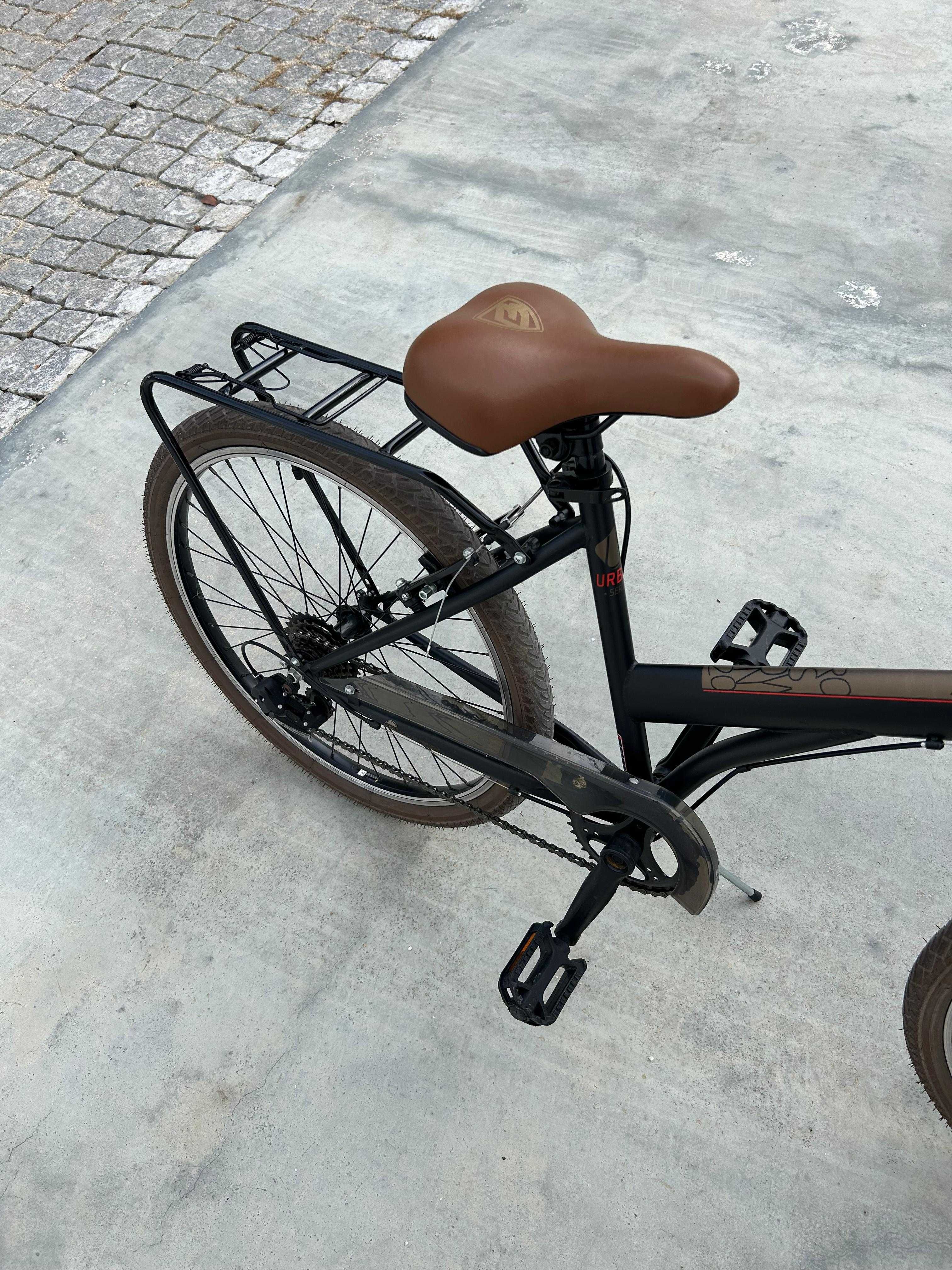 Bicicleta Berg Crosstown Urban Series + capacete