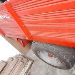 Reboque agrícola tribasculante - Agrovil