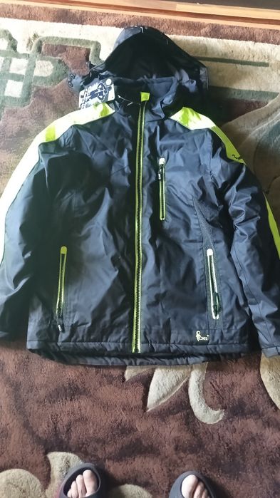 Kurtka ocieplana z kapturem CXS