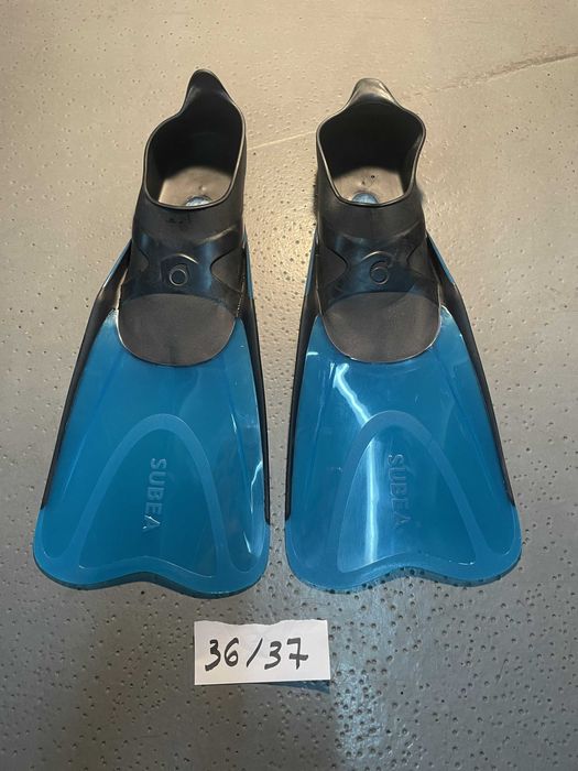 barbatanas de snorkeling