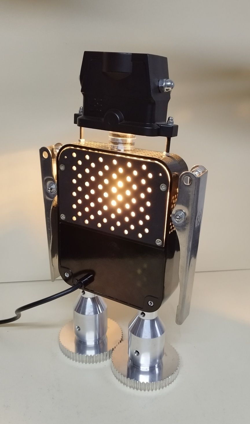 Lampa nocna ROBOT VOLTA BAKELIT handmade