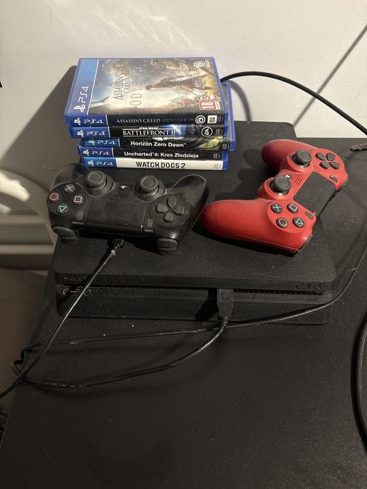 Ps4 w bardzo dobrym stanie