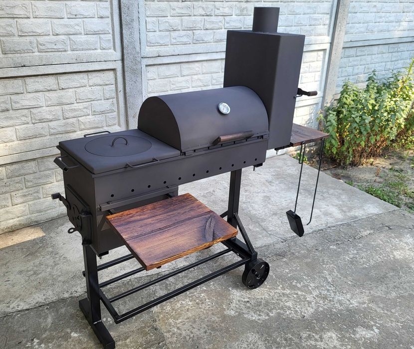 Багатофункціональний Мангал Барбекю з Коптильнею та Пічкою для Казана