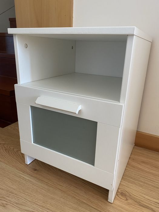 Mesa de cabeceira BRIMNES