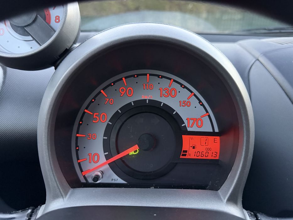 CITROEN C1 1.0 GASOLINA NACIONAL  CAIXA AUTOMATICA  100.000 KMS A/C