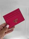 Нові оригінальні картхолдери від Saint Laurent, Dior та Prada