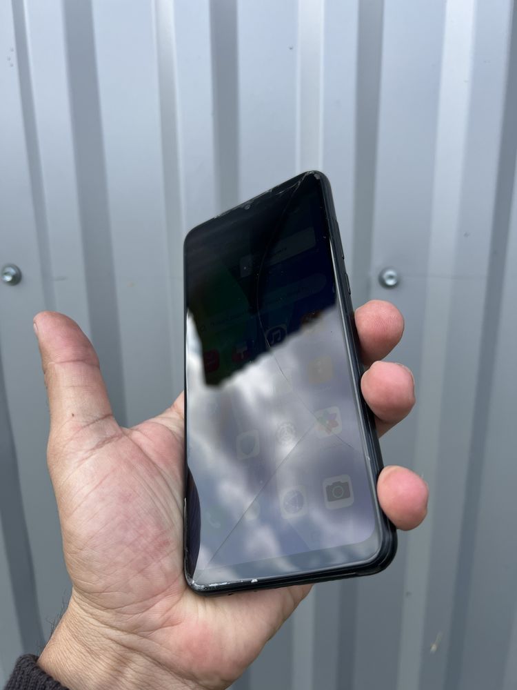 Huawei Y6P MED-LX9N під заміну екрану