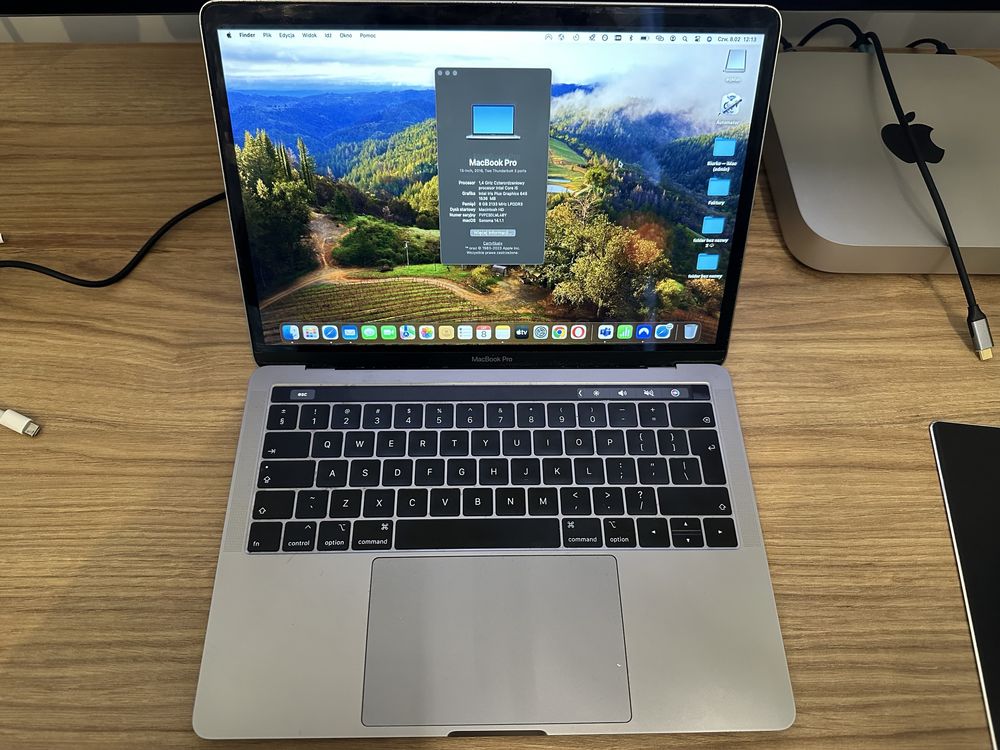 MacBook Pro, 13”, 2019, Touchbar