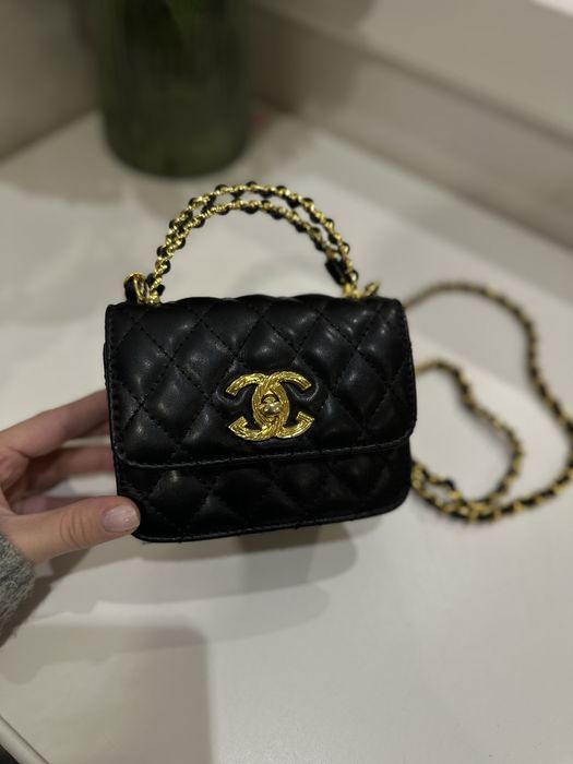 Сумочка в стилі Chanel