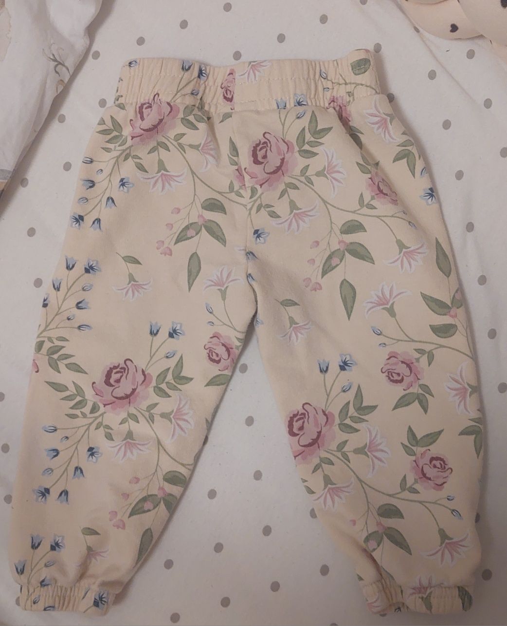 Spodnie dresowe niemowlęce 74/80
