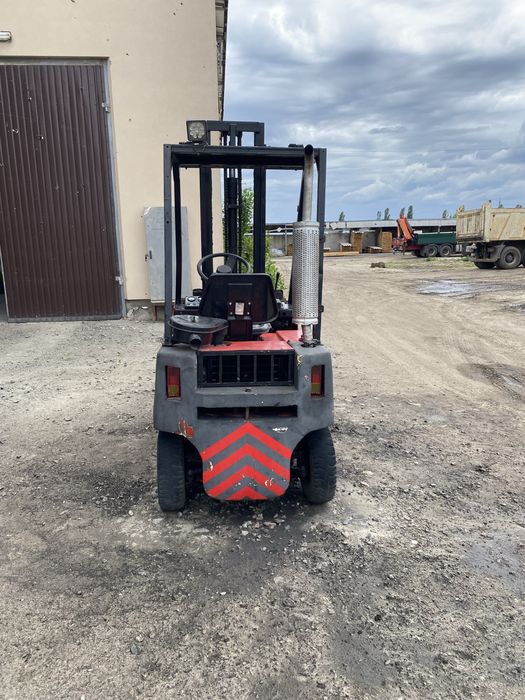 Продам погрузчика Balcancar DV 1661