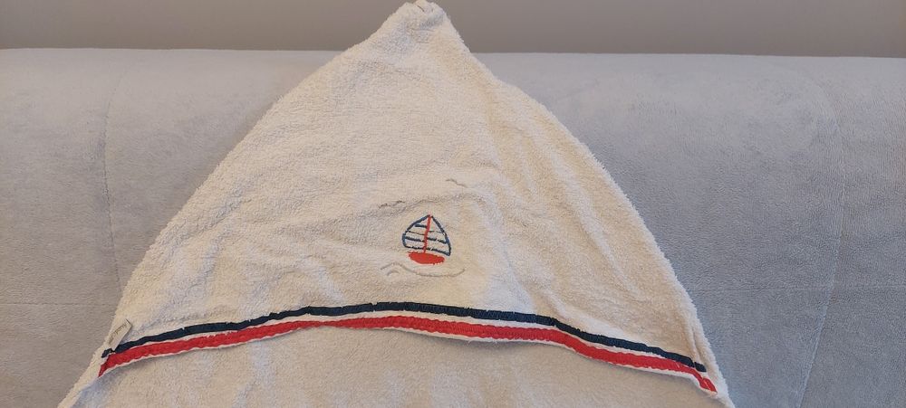 Ręcznik z kapturem dla noworodka/niemowlaka styl marynarski