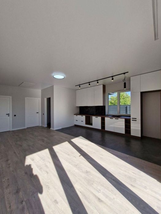 Продаж будинку з ремонтом