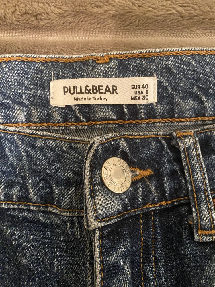 Джинси pull and bear straight