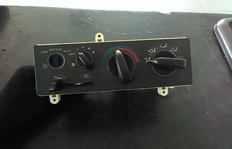 Comando chauffage / sofagem MITSUBISHI Lancer IV Hatchback (C6_A, C7_A