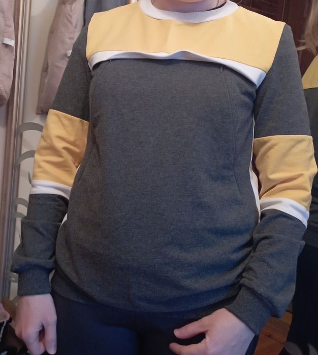 Кофта для вагітних та годуючих мам