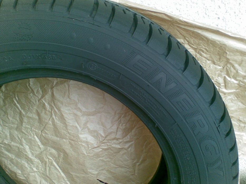 2 x NOVO par pneus michelin energy 195/60 R15