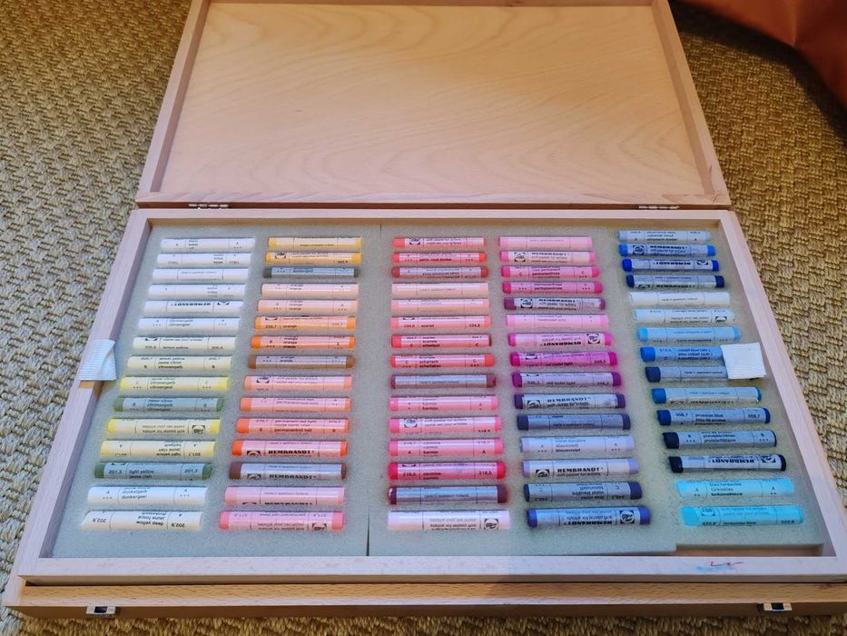 Caixa madeira 150 pasteis inteiros Rembrandt