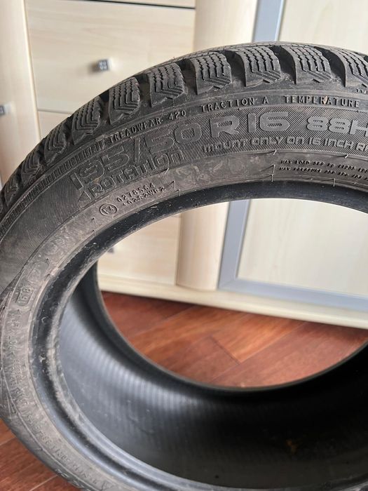 Używana opona firmy Nokian 195/50 R16