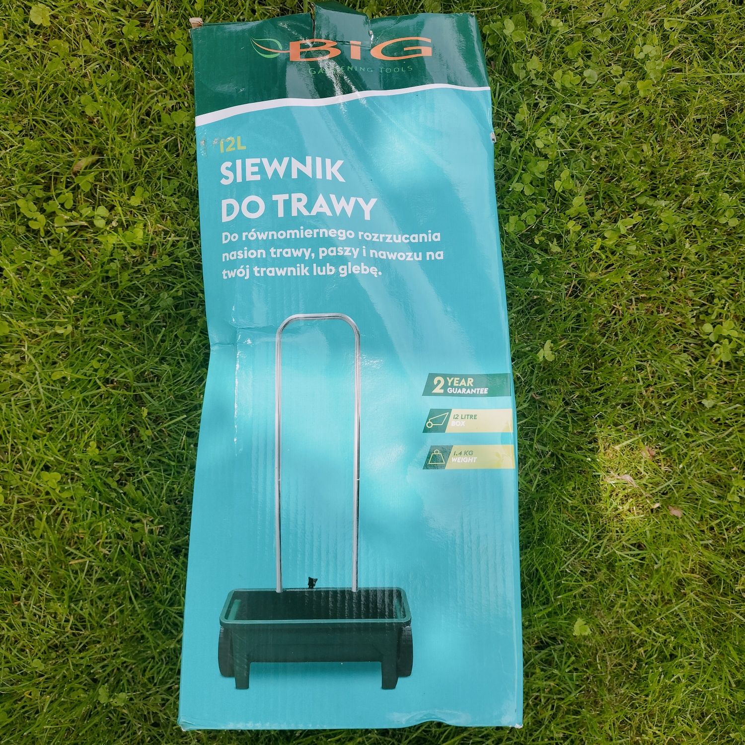 Siewnik do trawy i nawozów 12L