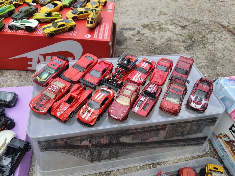 80 Carros hot wheels