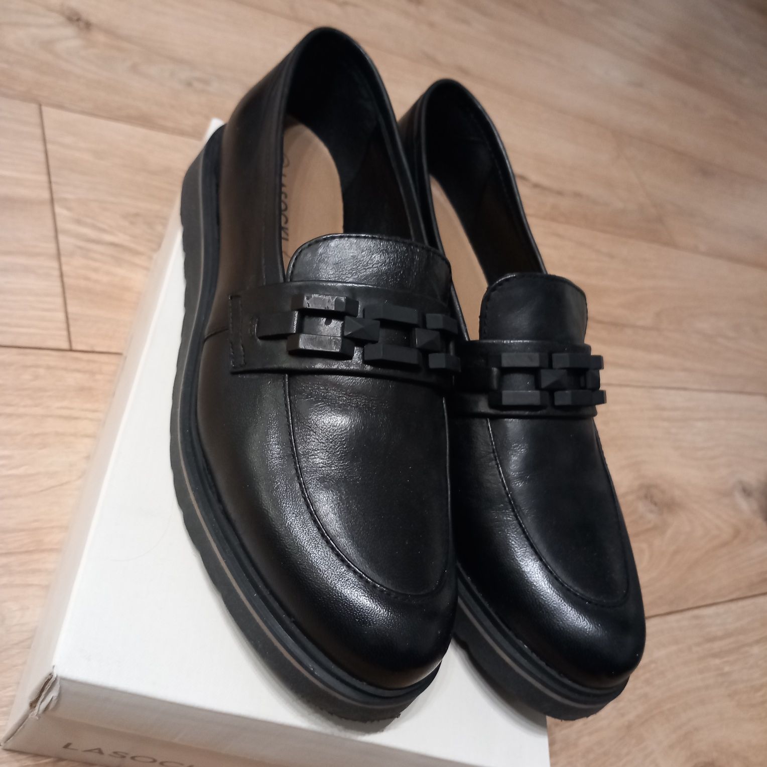 Buty damskie skórzane Lasocki 41