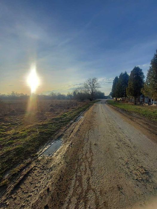 продаж земельної ділянки в с.Клузів. Можливий обмін на Автомобіль.