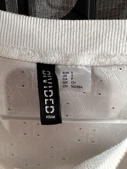 Плаття легеньке літнє підійде для вагітних H&M