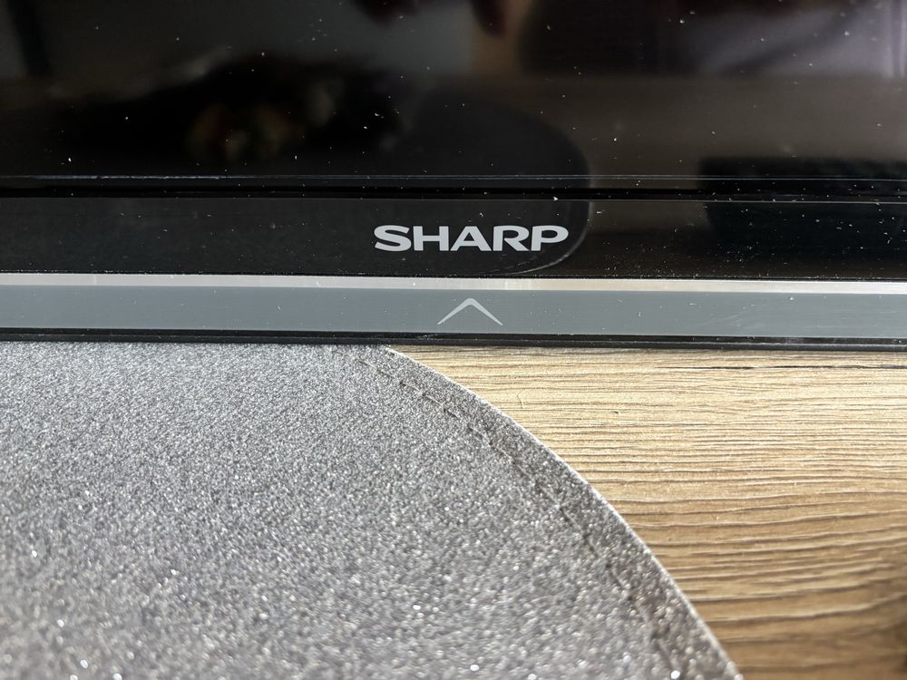 Telewizor Sharp 32 cale sprawny