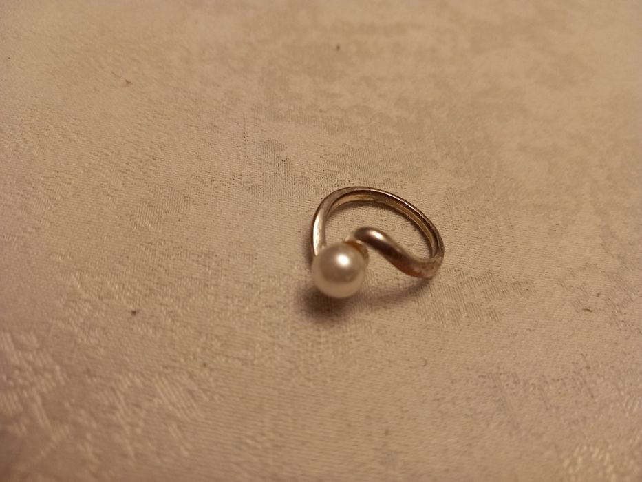 Platikowy pierścionek