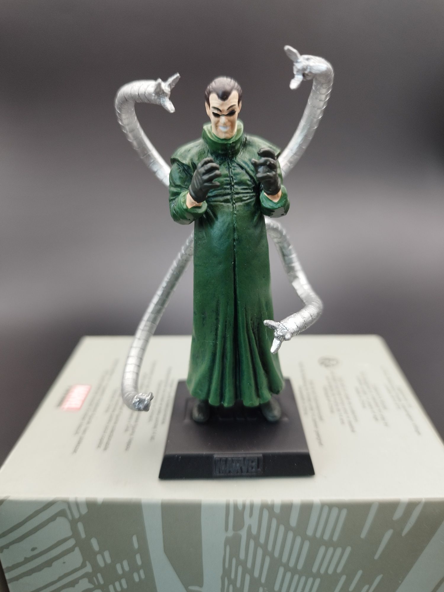 Figurka Marvel klasyczna Doctor  Octopus #14 ok 8 cm figurka