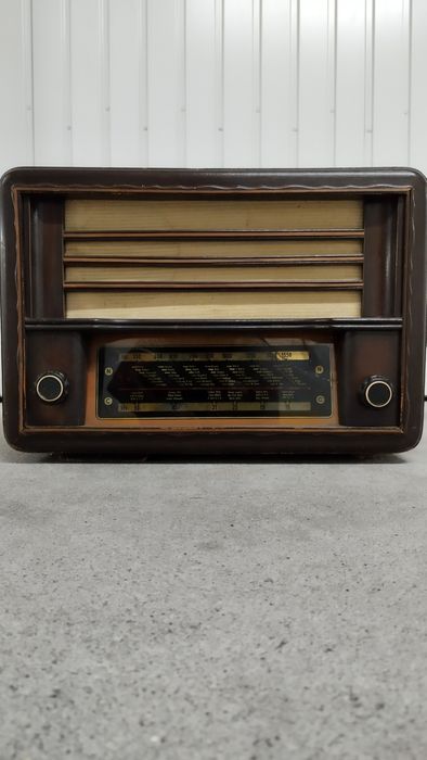 Rádio grande Antigo