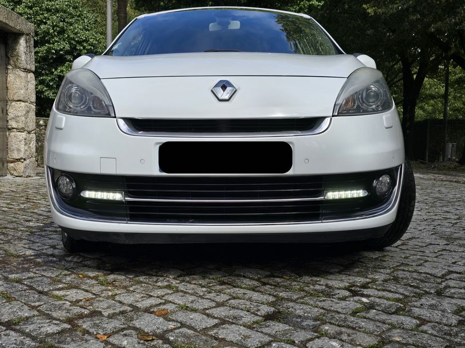Renault Grand Scenic 2012 - 7 lugares