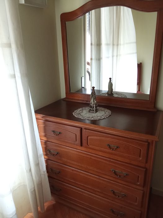 Quarto de madeira em cerejeira