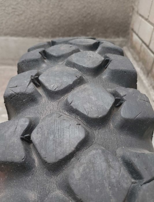 На УАЗ колеса, 16x6 5x139.7 ЦО 108, 6.50-16 модель Я-101, два штуки.