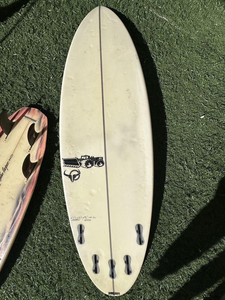 Prancha de Surf JS - 5’7