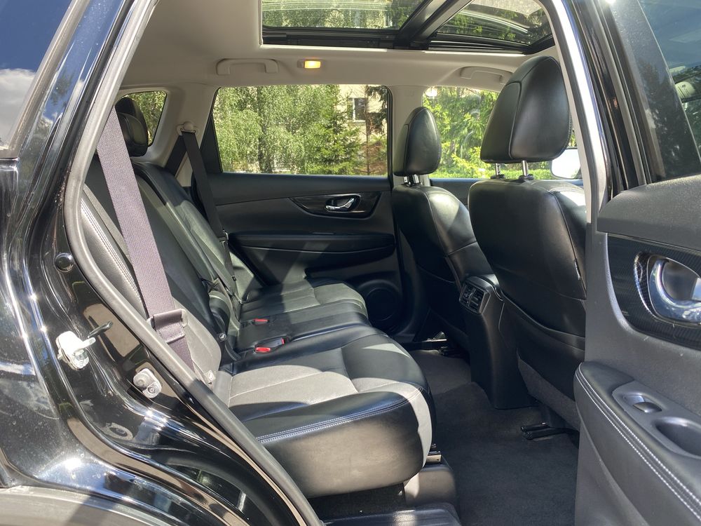 Nissan Rogue ( X-TRAIL) SL awd