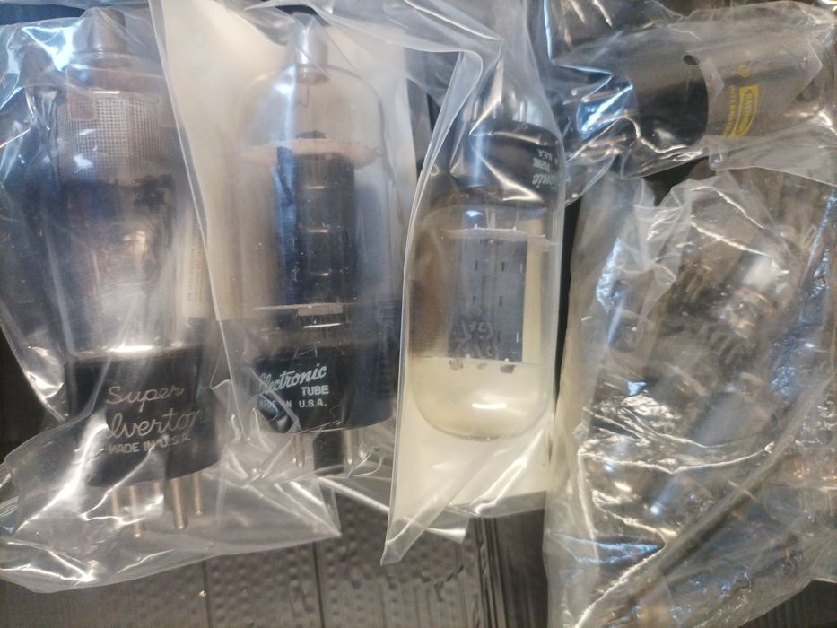 Lote de 139 válvulas vintage