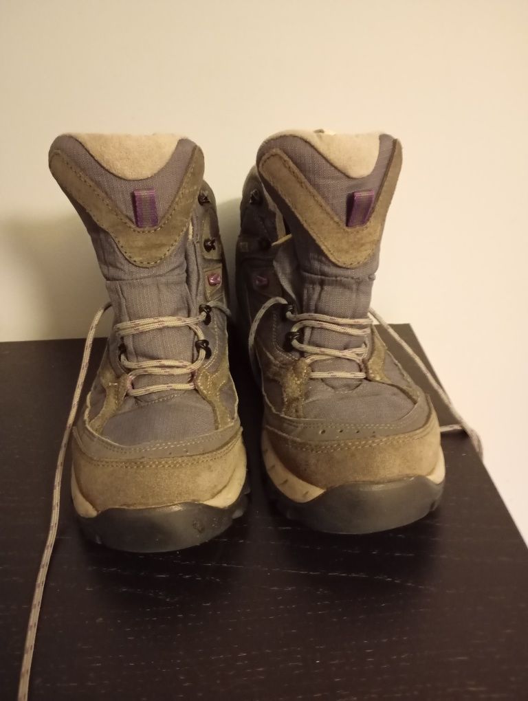 Botas de cordões Quechua