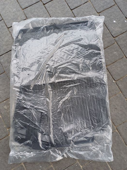 Dywaniki gumowe Toyota Yarsi Cross