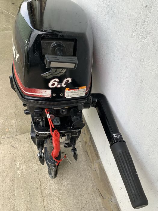 Лодочный мотор Mercury 6 (4 такти) Човновий двигун меркури/меркурі