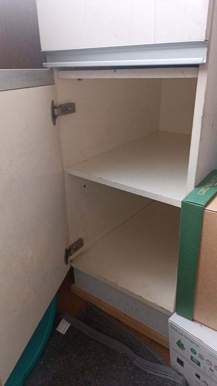 Шкаф на 6 полок из двух частей