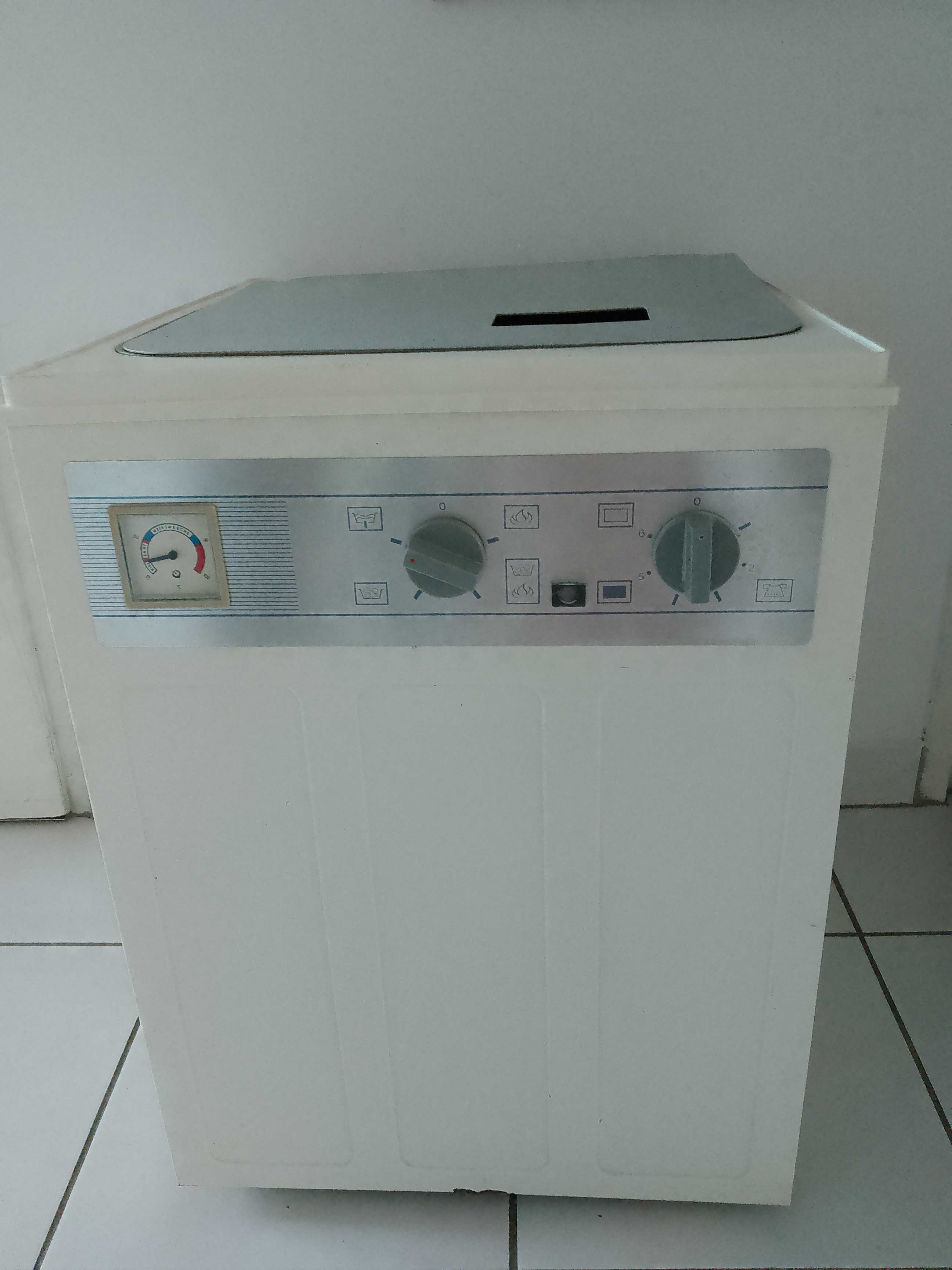 Pralka półautomatyczna wirnikowa niemiecka WM600