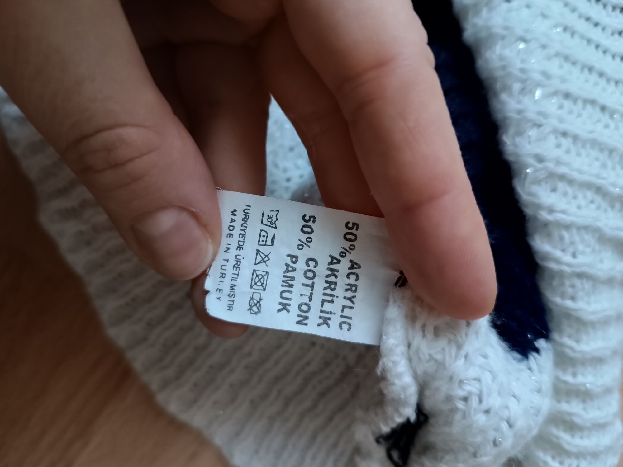 Sweter w paski M