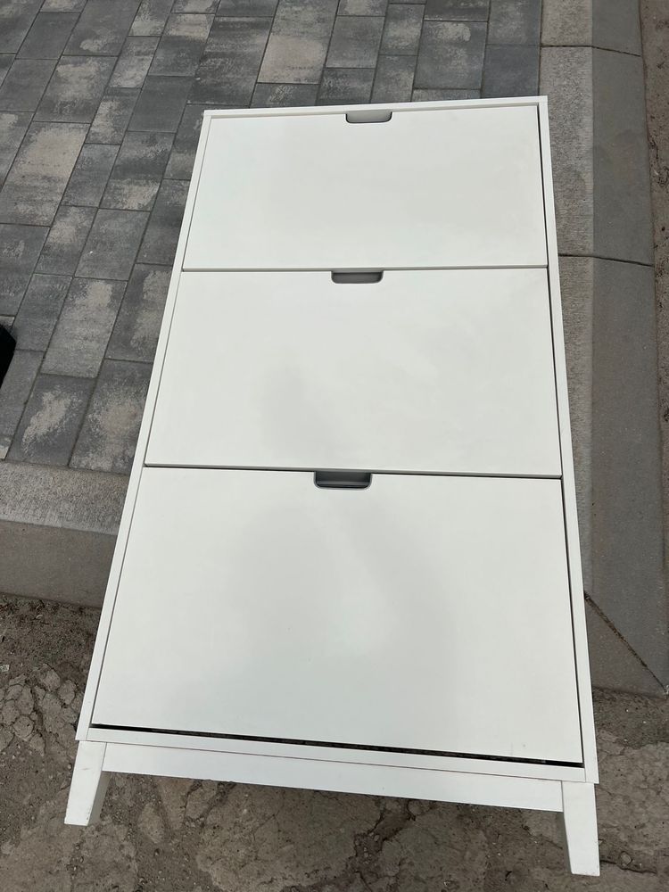 Ikea szafka na buty Szafka na buty, 3 przegrody, biały, 79x29x148