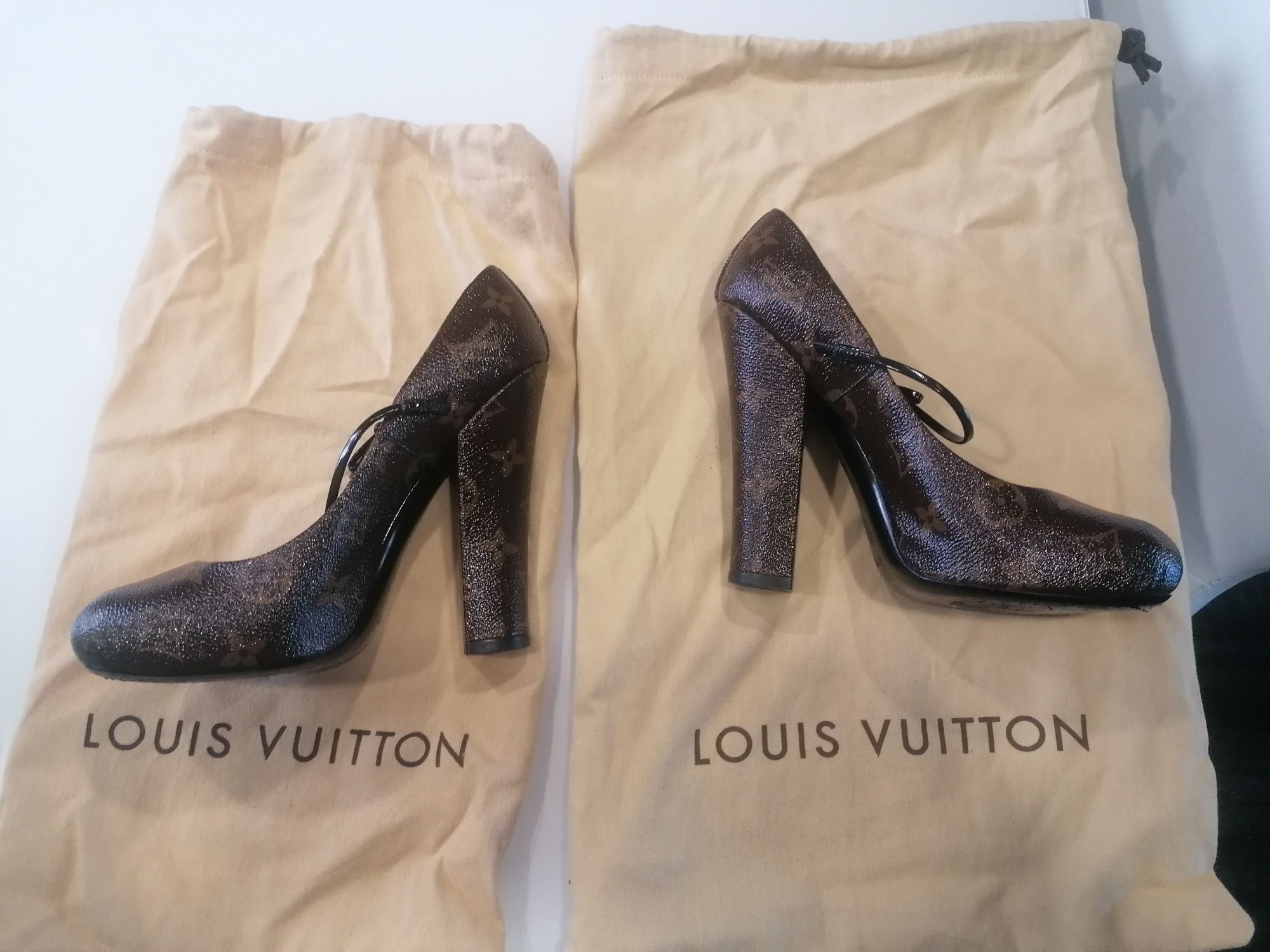 Vendo sapatos Louis vitton