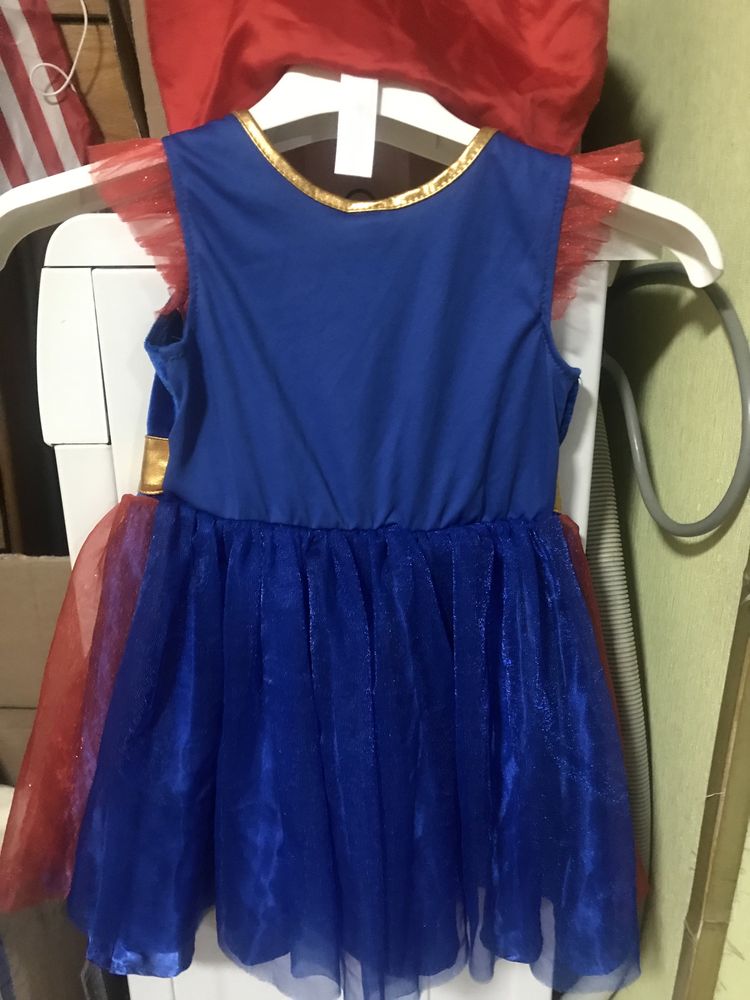 Сукня супер-героя