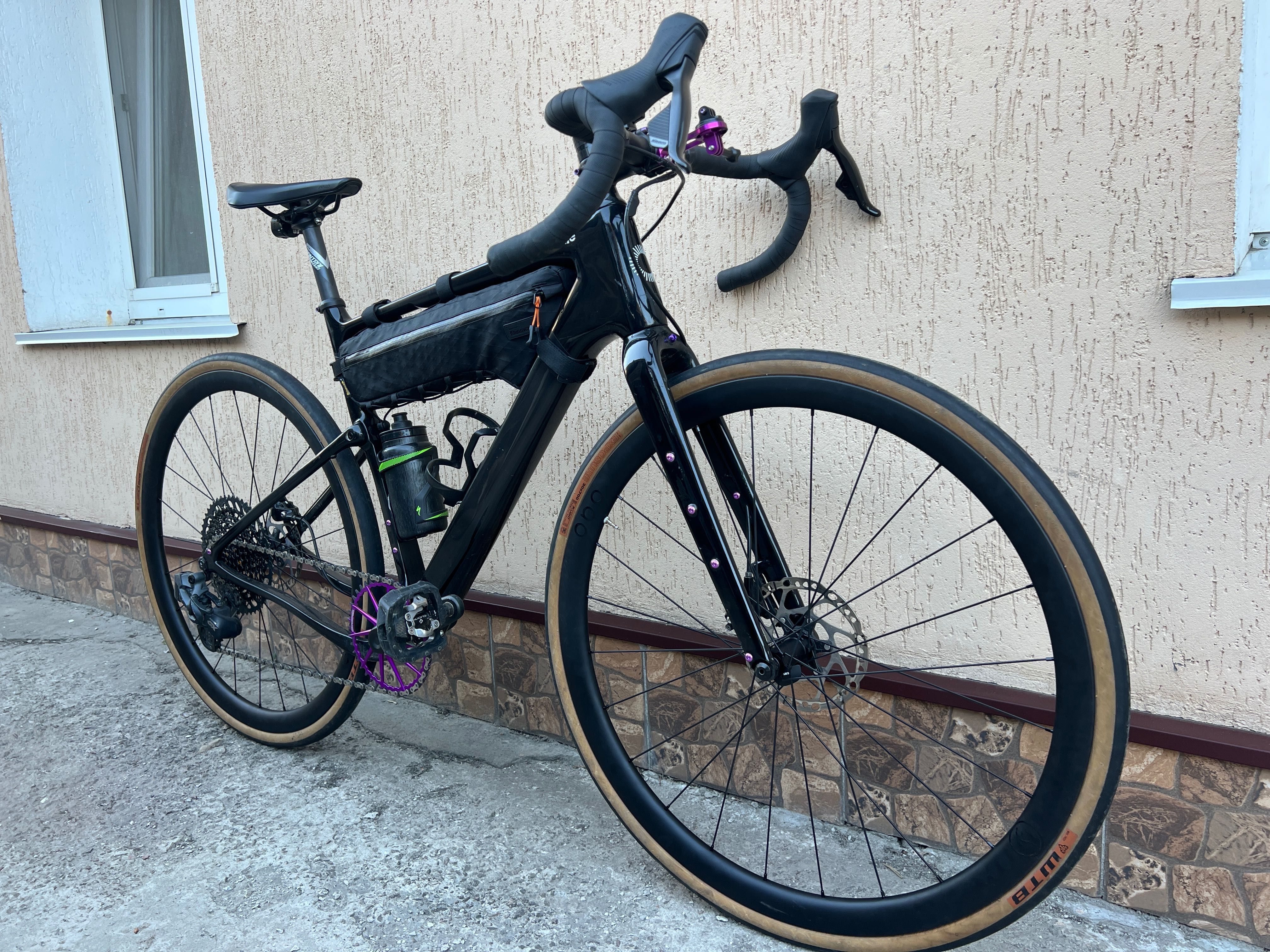Велосипед Cannondale Topstone Carbone SRAM AXS гревел