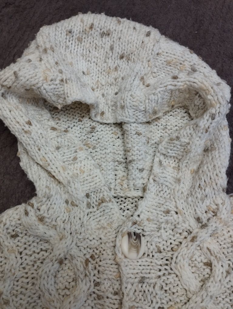 Sweterek niemowlęcy rozpinany rozmiar 68